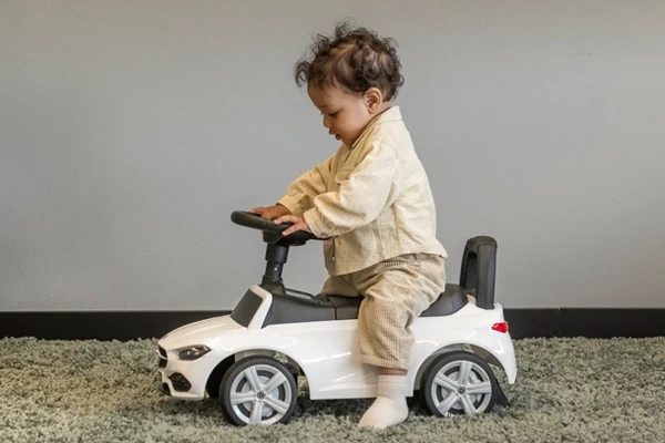 D'lehson is 1 jaar en 72 cm lang