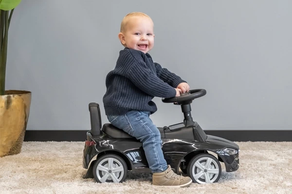 Lucas is 1,5 jaar en 76 cm lang