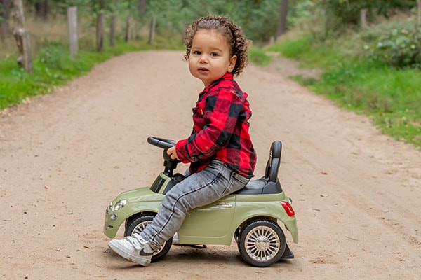 Bora is 2 jaar oud en 98 cm lang