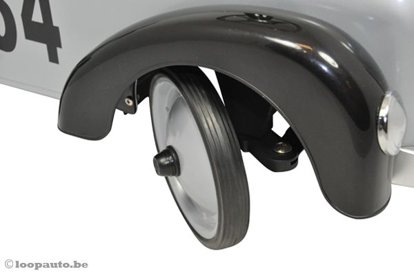 Metalen velgen met rubberen bandjes.