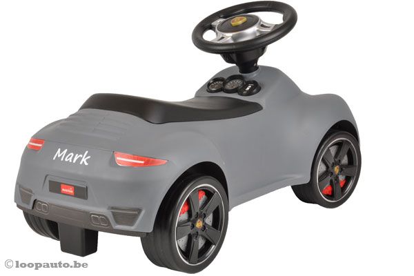 Optioneel: sticker met eigen naam.