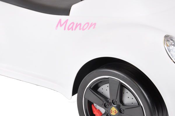 Stickerset (3 stickers) met je eigen naam.