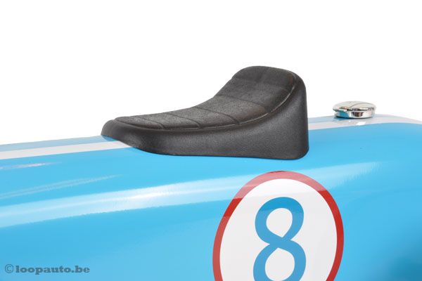 Met een zithoogte van 28 cm al geschikt voor kids vanaf 1 jaar.